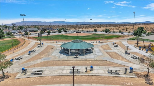 11347 Topaz Rd, Victorville, CA 92392 - photo 5