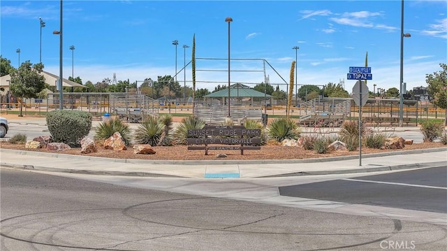 11347 Topaz Rd, Victorville, CA 92392 - photo 8