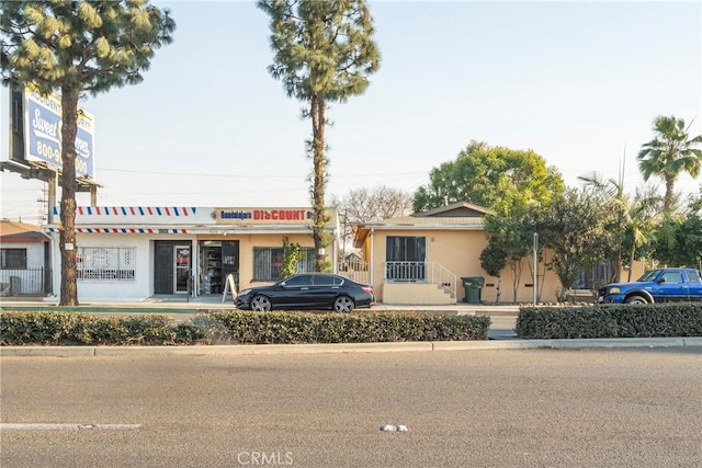 6017 Buell St, Bell Gardens, CA 90201 - photo 2