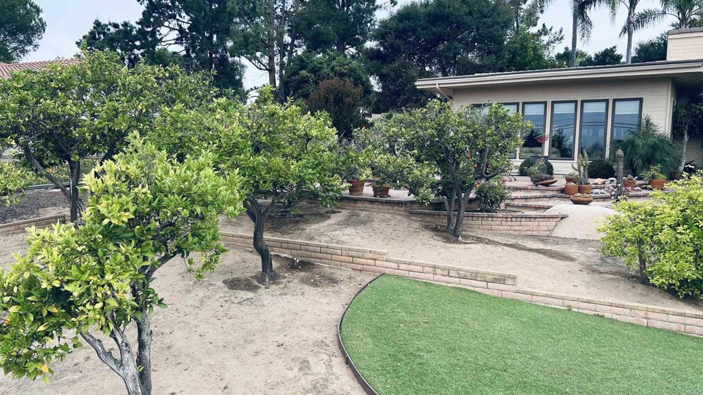 1440 Via Valente, Escondido, CA 92029 - photo 3