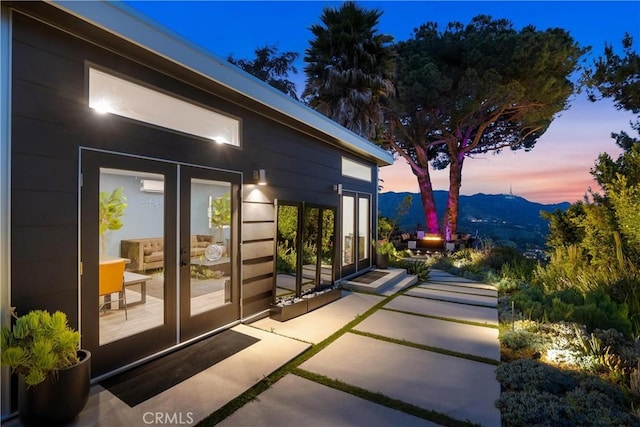 7139 Macapa Dr, Los Angeles, CA 90068 - photo 20