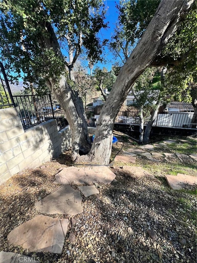 10200 Willow Springs Ln, Sunland, CA 91040 - photo 28