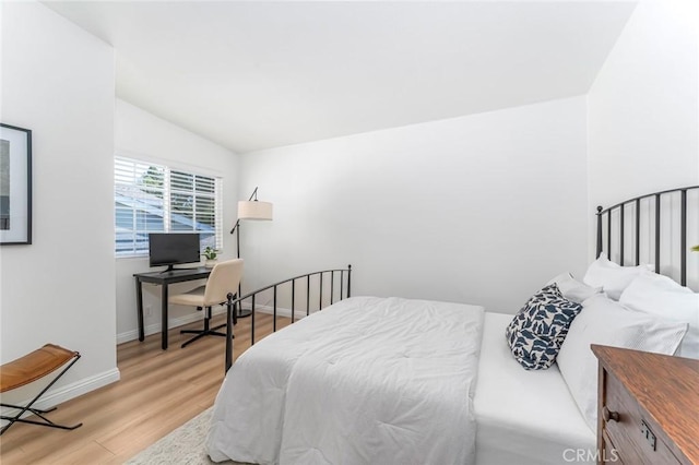 33144 Ocean Rdg, Dana Point, CA 92629 - bedroom with light wood-style floors and baseboards