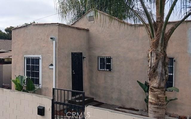 1712 E 57th St, Los Angeles, CA 90058 - photo 2