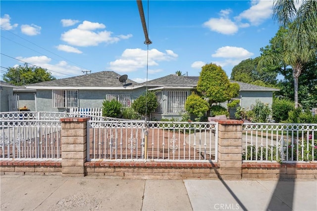 556 Harps St, San Fernando, CA 91340 - photo 2