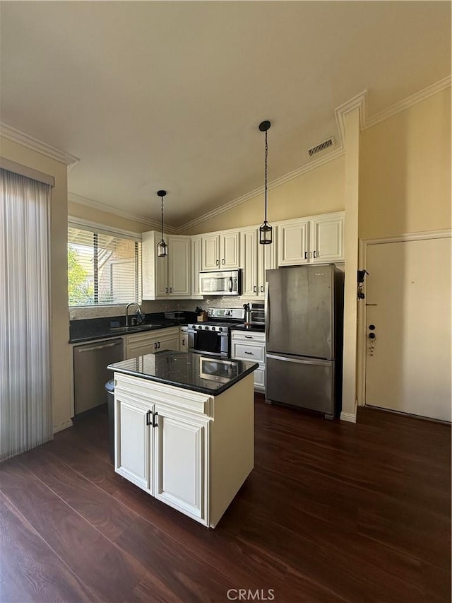 10591 Lakeside Dr S Unit 198, Garden Grove, CA 92840 - photo 4