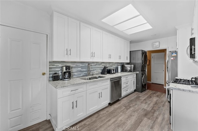 664 E Barry Dr, Long Beach, CA 90805 - photo 4