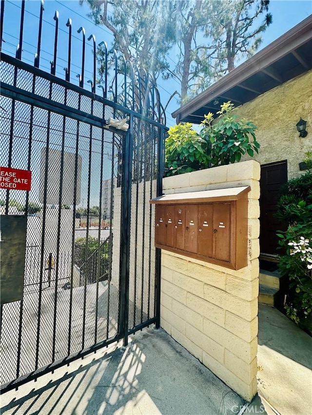 9039 Van Nuys Blvd Unit 202, Panorama City, CA 91402 - photo 5