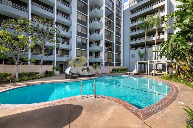 343 Pioneer Dr Unit 504, Glendale, CA 91203 - photo 3