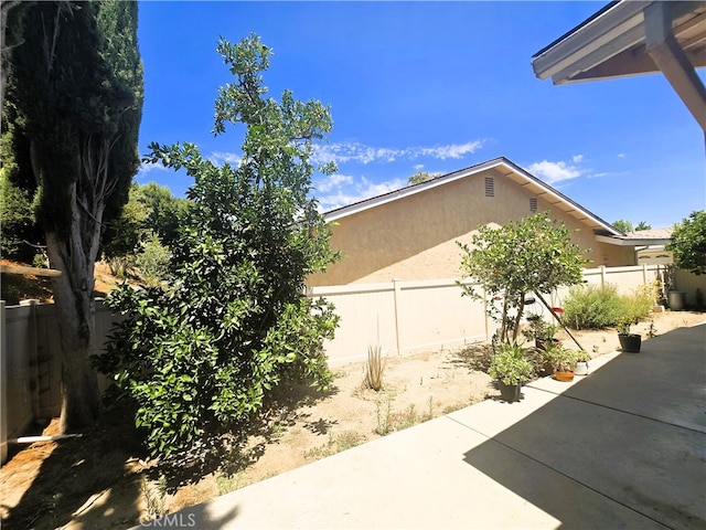 26487 Fairway Cir, Newhall, CA 91321 - photo 25