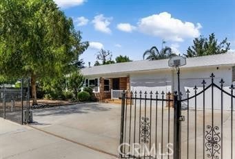 20957 Community St, Canoga Park, CA 91304 - photo 1