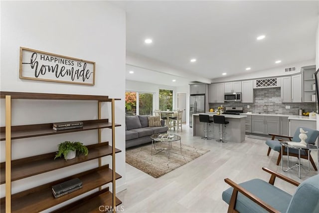 7335 Kyle St, Tujunga, CA 91042 - photo 6