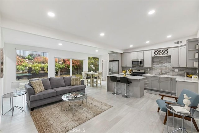 7335 Kyle St, Tujunga, CA 91042 - photo 4