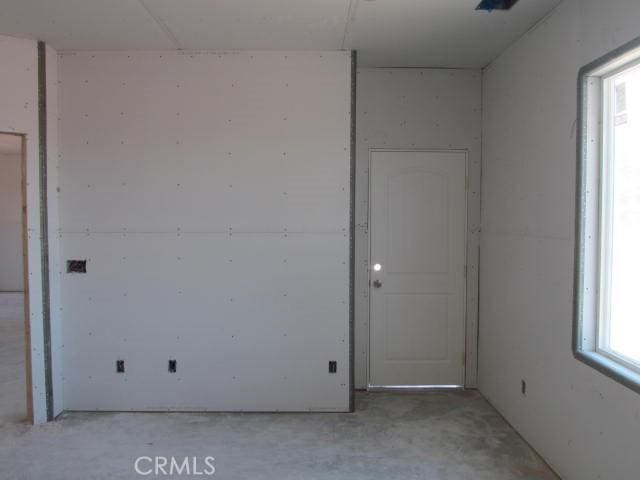 15772 Jasmine Ave, Victorville, CA 92395 - photo 13