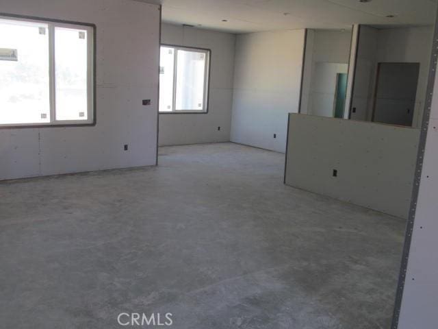 15772 Jasmine Ave, Victorville, CA 92395 - photo 7
