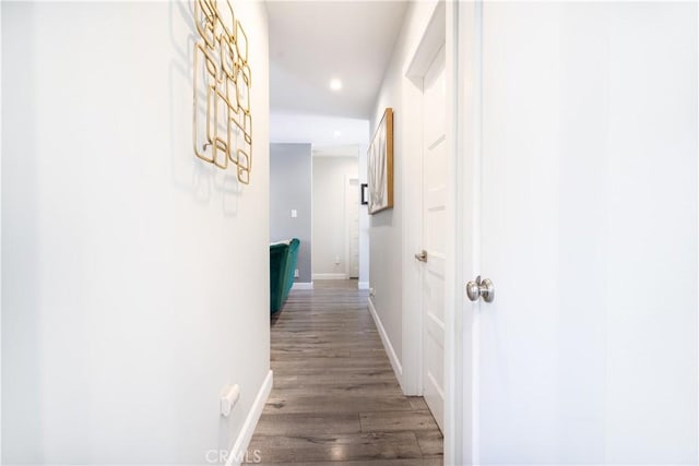 5715 Cahill Ave, Tarzana, CA 91356 - photo 14