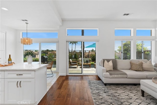 25082 Eaton Ln, Laguna Niguel, CA 92677 - photo 7
