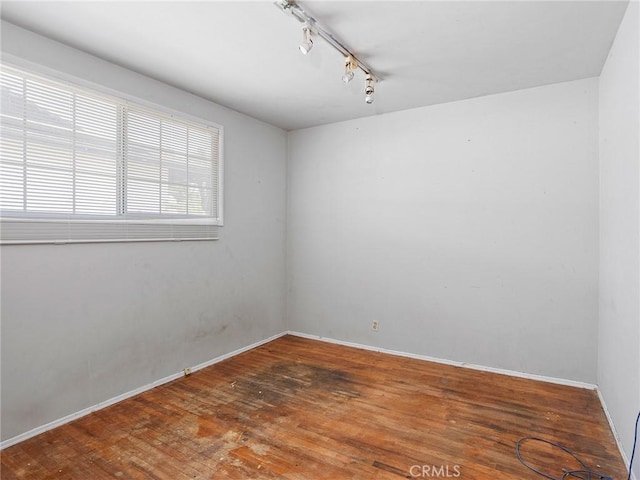 10029 Noble Ave, San Fernando, CA 91345 - photo 12