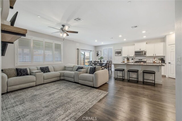 3531 E Laura Ct, Visalia, CA 93292 - photo 9