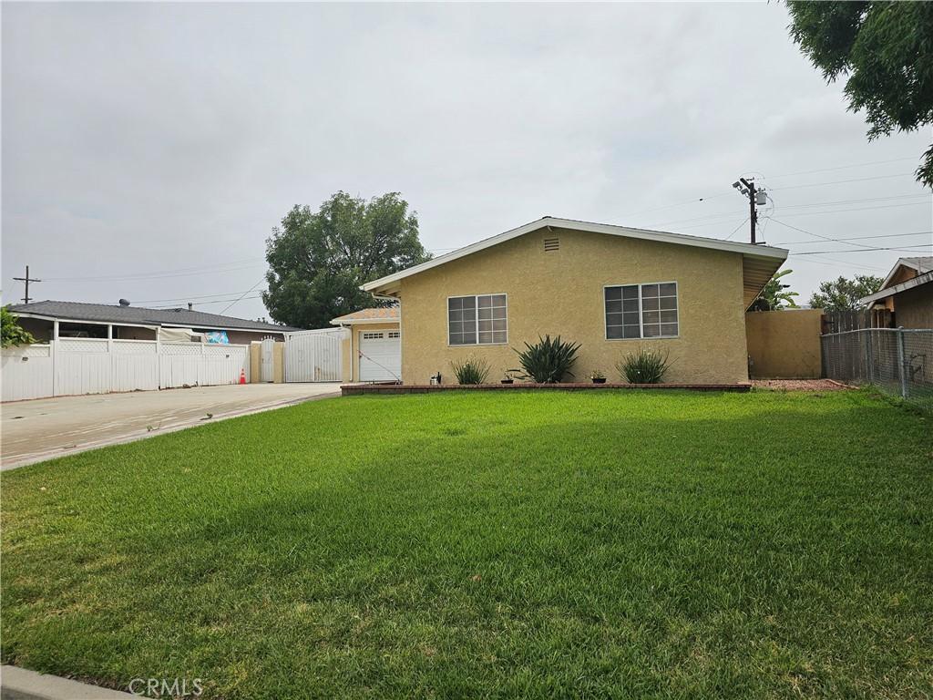4090 Estrada Dr, Jurupa Valley, CA 92509 - photo 1