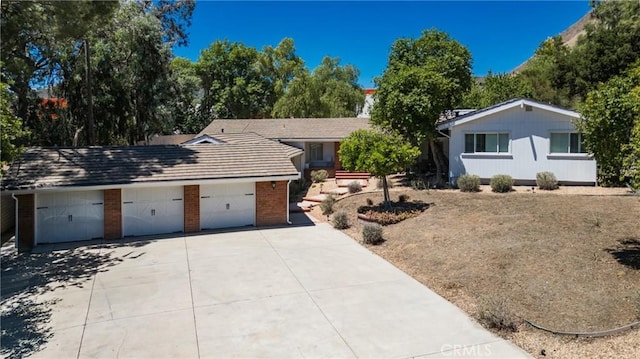 23760 Oakfield Rd, Hidden Hills, CA 91302 - photo 2