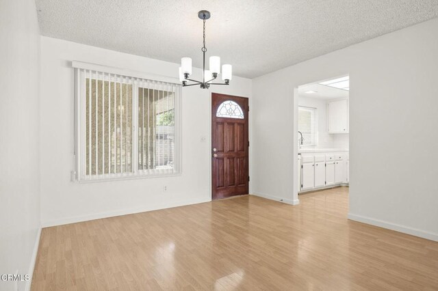 1717 Coronado Ct, Camarillo, CA 93010 - photo 11
