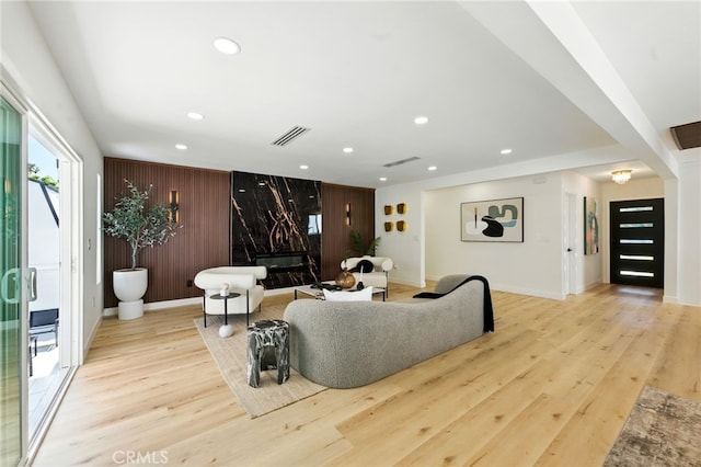13021 Killion St, Sherman Oaks, CA 91401 - photo 2