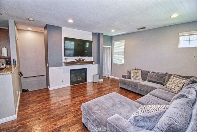 12450 Travanca Ln, Eastvale, CA 91752 - photo 17