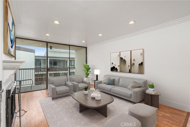 911 N Kings Rd Unit 319, West Hollywood, CA 90069 - photo 5