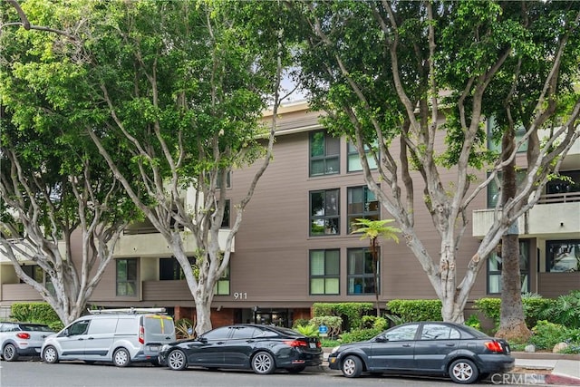 911 N Kings Rd Unit 319, West Hollywood, CA 90069 - photo 13