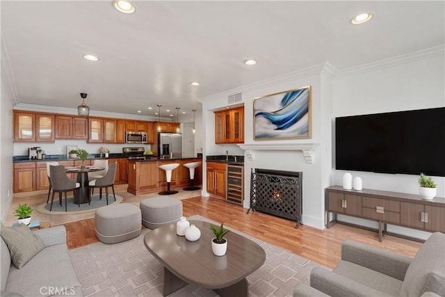 911 N Kings Rd Unit 319, West Hollywood, CA 90069 - photo 1