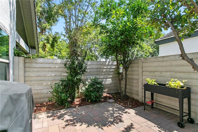 422 E Yale Loop Unit 32, Irvine, CA 92614 - photo 30