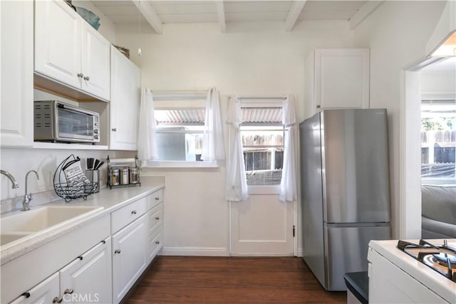 10831 Odell Ave, Sunland, CA 91040 - photo 9