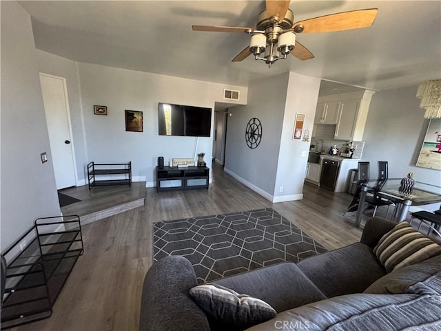 11150 Glenoaks Blvd Unit 305, Pacoima, CA 91331 - photo 15