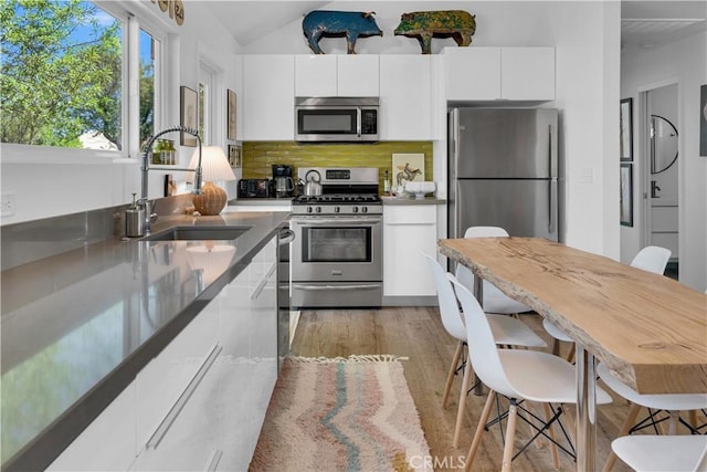990 Akron Rd, Templeton, CA 93465 - photo 10