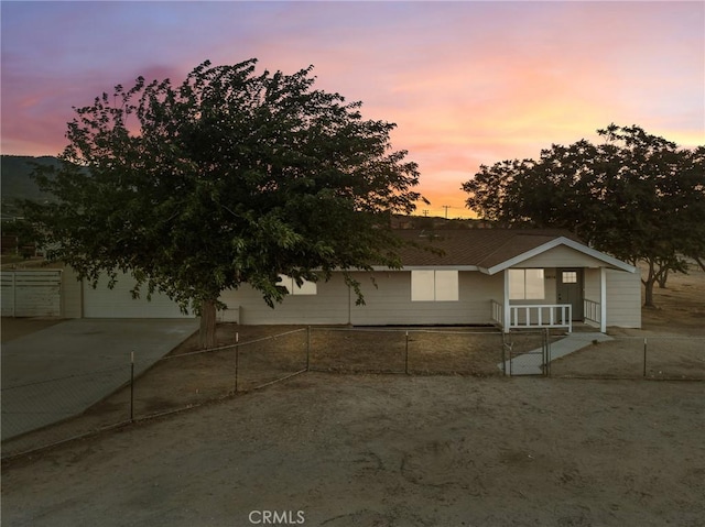 9474 Malpaso Rd, Phelan, CA 92371 - photo 1