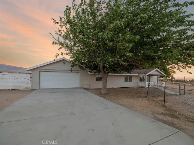 9474 Malpaso Rd, Phelan, CA 92371 - photo 4
