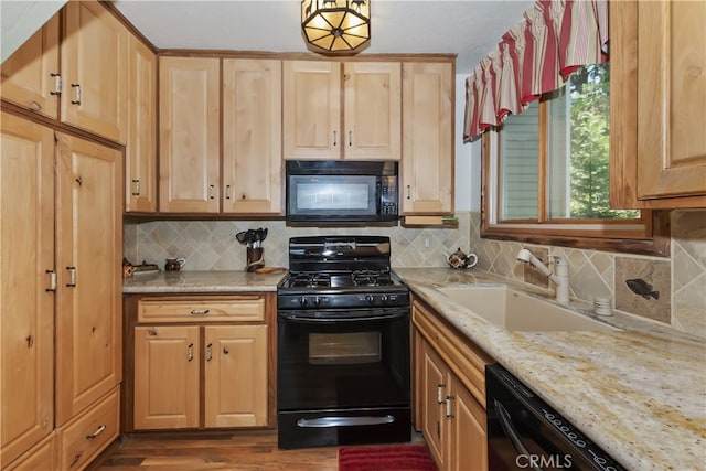 27380 Oakwood Dr, Lake Arrowhead, CA 92352 - photo 13