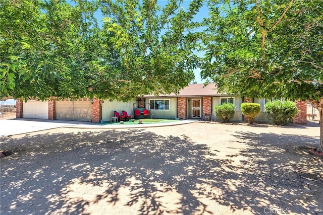 13237 Smoke Tree Rd, Victorville, CA 92392 - photo 3