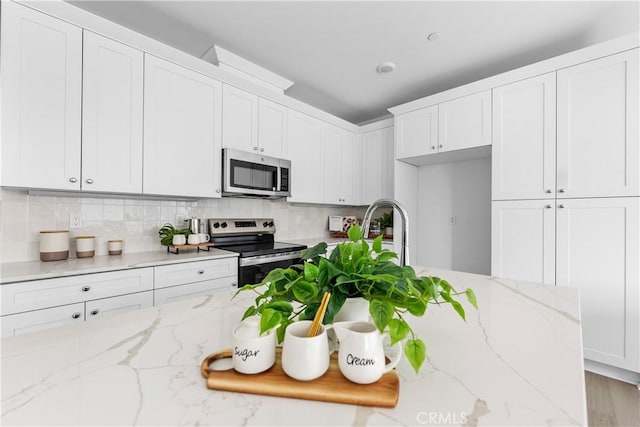 94231/2 N Sepulveda Blvd Unit 3, North Hills, CA 91343 - photo 4