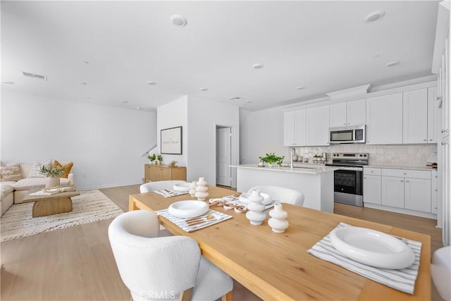 94231/2 N Sepulveda Blvd Unit 3, North Hills, CA 91343 - photo 8