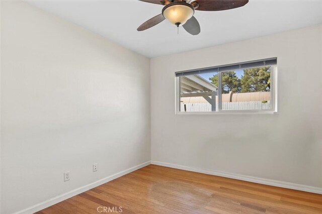 27418 Arriola Ave, Saugus, CA 91350 - photo 20