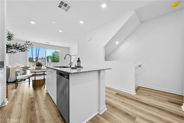 9423 N Sepulveda Blvd Unit 2, North Hills, CA 91343 - photo 2