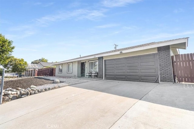 806 S Sandalwood Ave, Bloomington, CA 92316 - photo 4