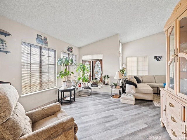 13612 Coachella Rd, Apple Valley, CA 92308 - photo 4