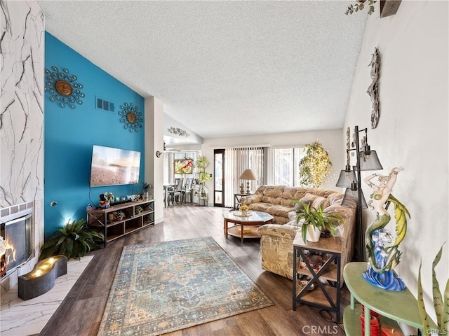 13612 Coachella Rd, Apple Valley, CA 92308 - photo 8