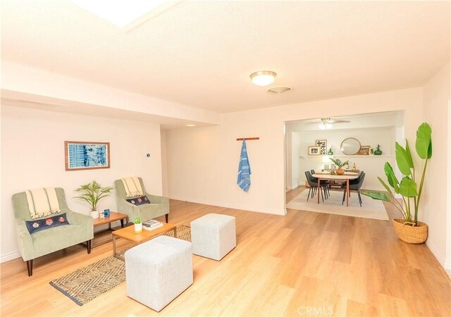 19945 Labrador St, Chatsworth, CA 91311 - photo 4
