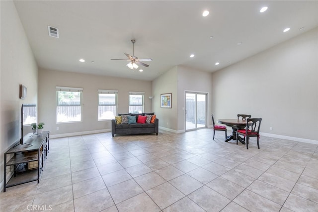 6808 W Lucas Dr, Fresno, CA 93722 - photo 3
