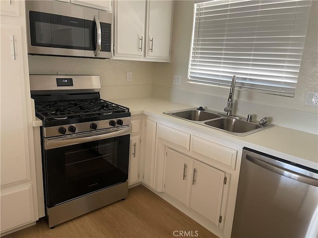18124 Westlawn St, Hesperia, CA 92345 - photo 15