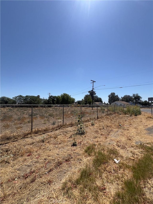 1 E 3rd St, Hanford, CA 93230 - photo 4